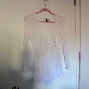 Long sleeve flowy romper